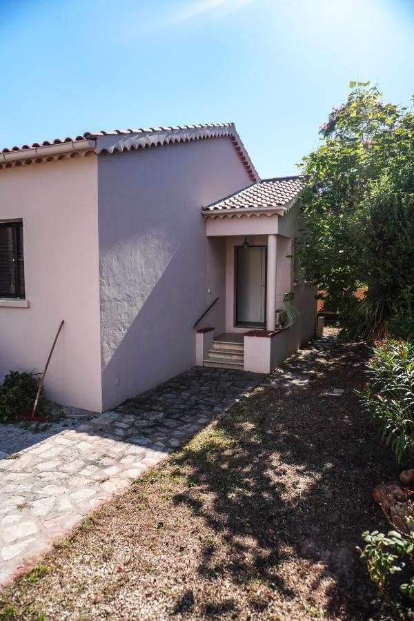LE GALLI en plein cœur de Sanary Extérieur photo