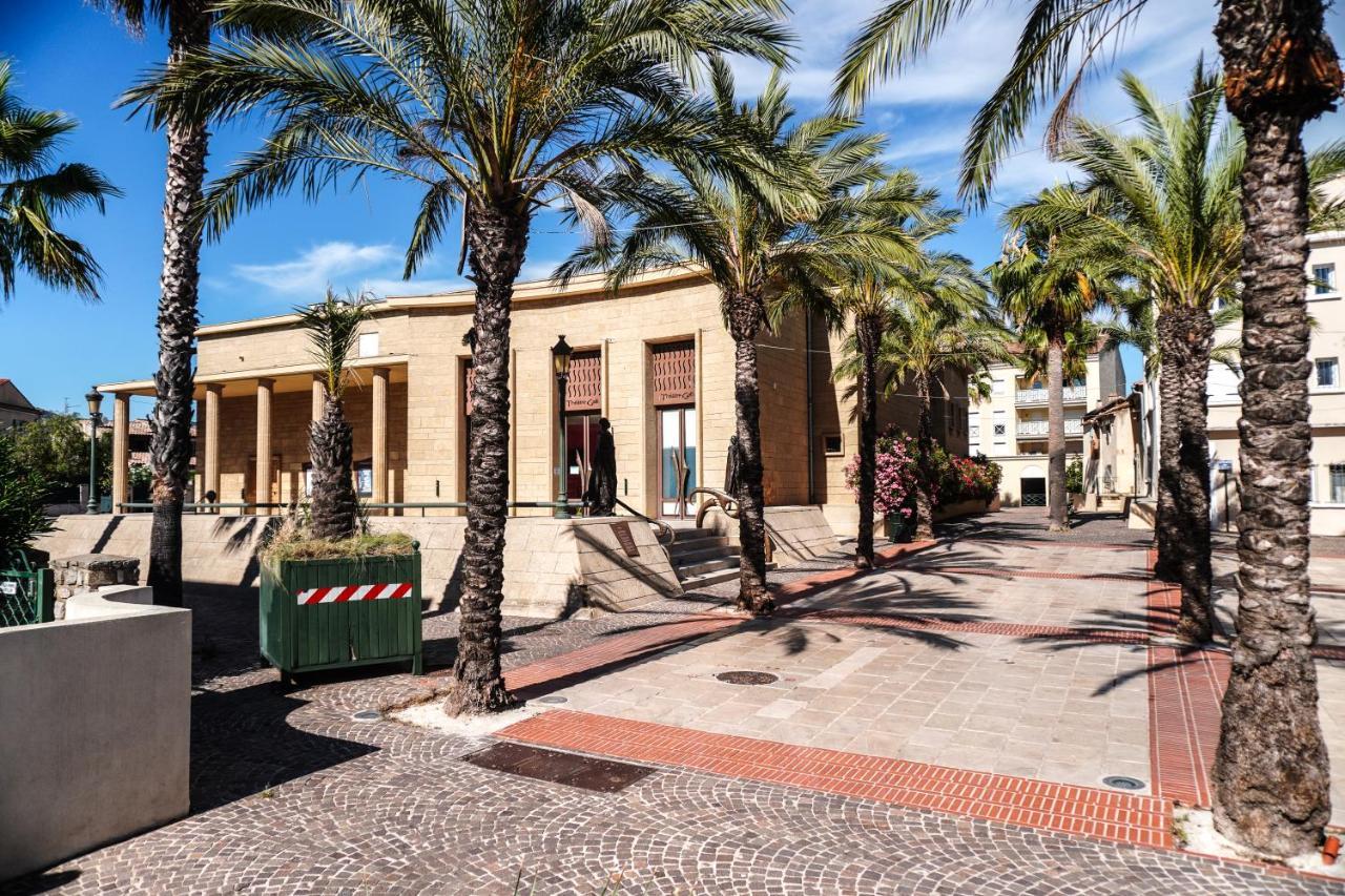 LE GALLI en plein cœur de Sanary Extérieur photo